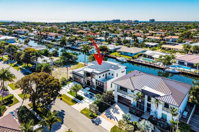 2650 NE 48th Court, Lighthouse Point, FL 33064