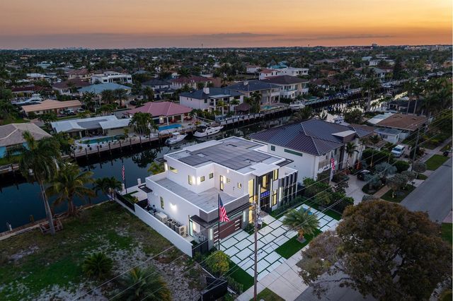 2650 NE 48th Court, Lighthouse Point, FL 33064