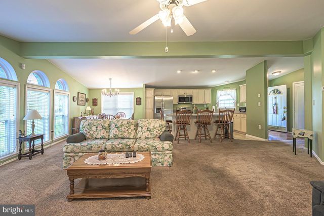 66 KNOLLWOOD DR, Mays Landing, NJ 08330