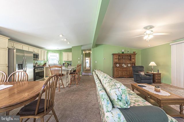 66 KNOLLWOOD DR, Mays Landing, NJ 08330