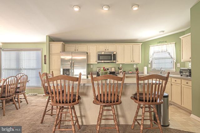 66 KNOLLWOOD DR, Mays Landing, NJ 08330