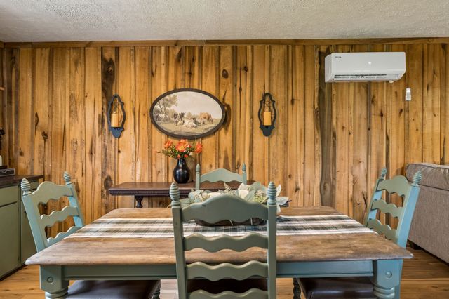 238 Rarick Ln, Gainesboro, TN 38562