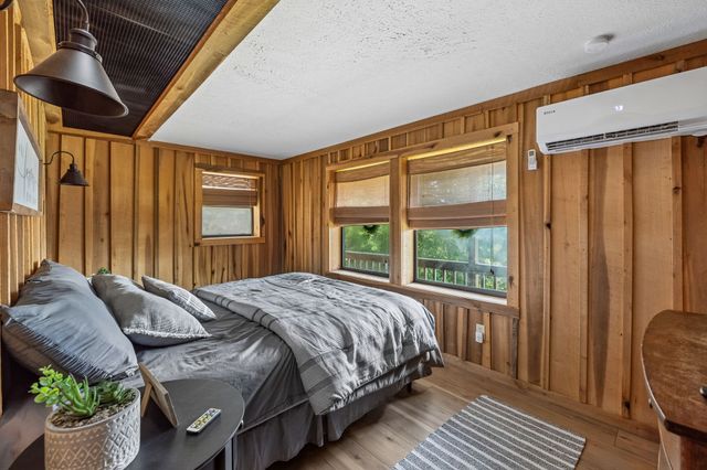 238 Rarick Ln, Gainesboro, TN 38562