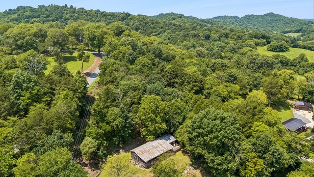 238 Rarick Ln, Gainesboro, TN 38562
