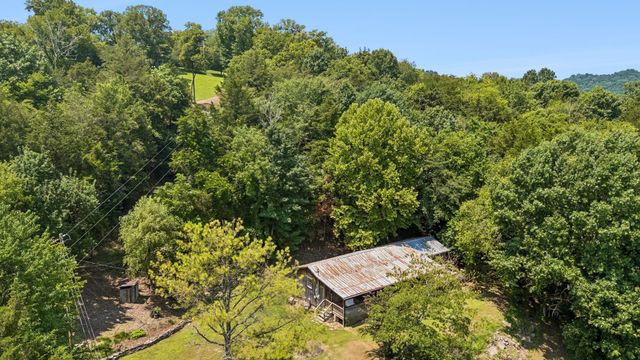 238 Rarick Ln, Gainesboro, TN 38562