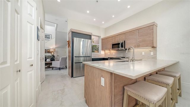 3530 MISTLETOE LANE, Longboat Key, FL 34228