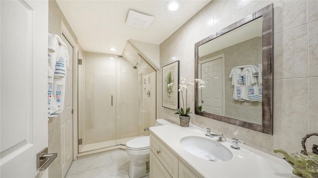 3530 MISTLETOE LANE, Longboat Key, FL 34228