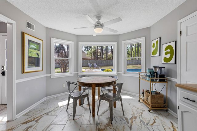 7729 RIVER BEND DR, Germantown, TN 38138