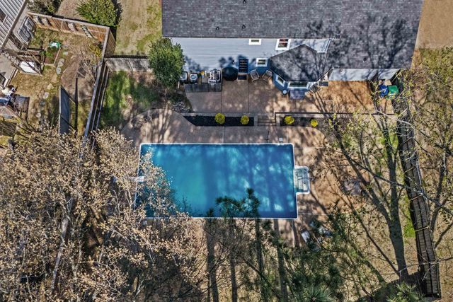 7729 RIVER BEND DR, Germantown, TN 38138