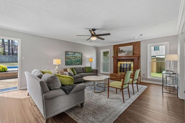 7729 RIVER BEND DR, Germantown, TN 38138