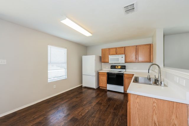 6417 MEADOW WAY Lane, Fort Worth, TX 76179