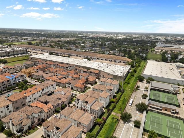 1156 Mosaico Lane, Houston, TX 77055