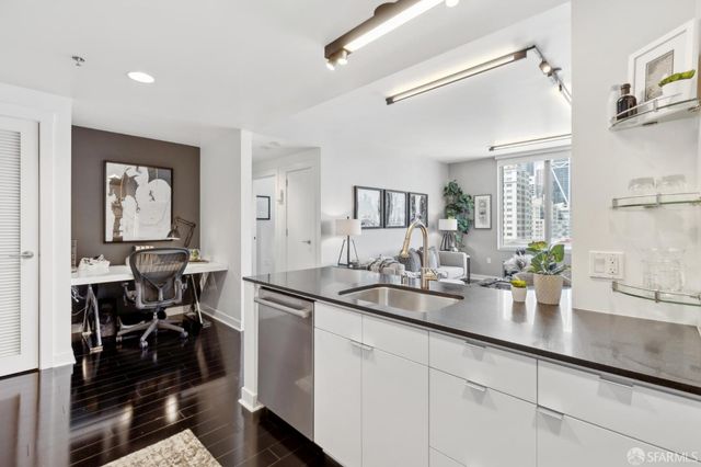 501 Beale Street 18E, San Francisco, CA 94105
