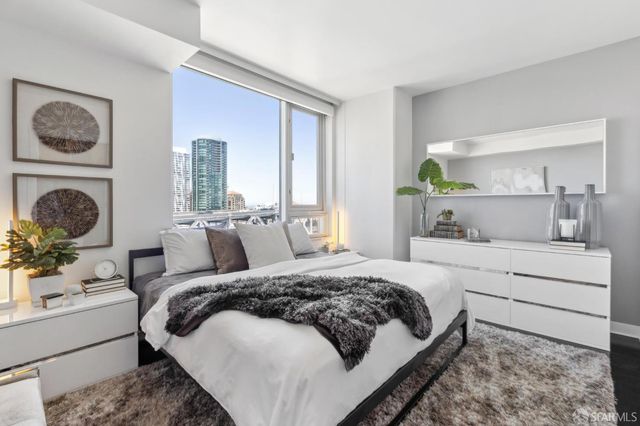 501 Beale Street 18E, San Francisco, CA 94105