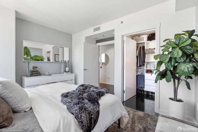 501 Beale Street 18E, San Francisco, CA 94105
