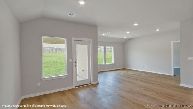 22654 E 106th Street S, Broken Arrow, OK 74014