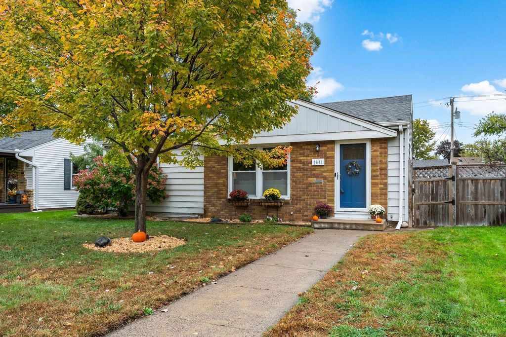 2841 Texas Avenue S, Saint Louis Park, MN 55426