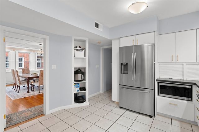 703 Saint James St, Shadyside, PA 15232