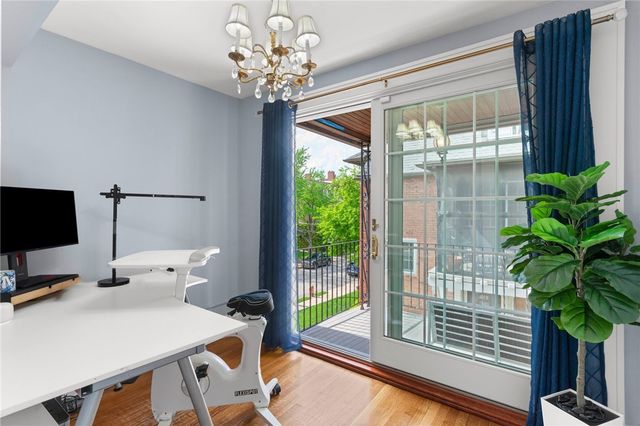 703 Saint James St, Shadyside, PA 15232