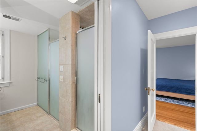 703 Saint James St, Shadyside, PA 15232