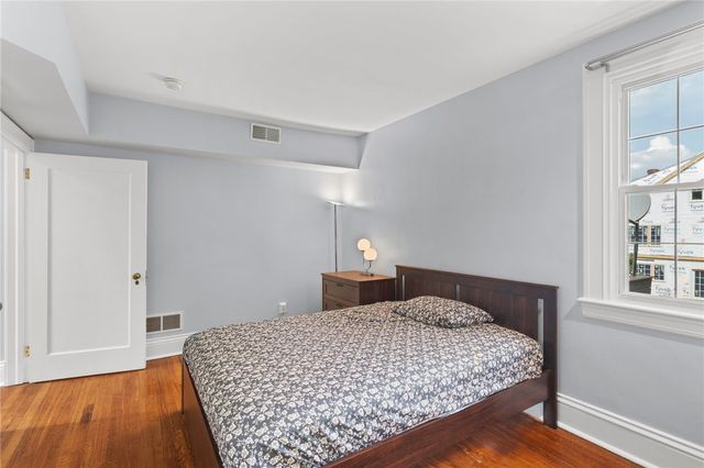 703 Saint James St, Shadyside, PA 15232