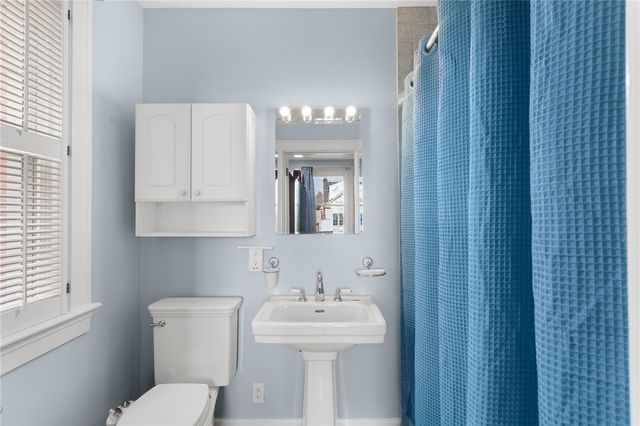 703 Saint James St, Shadyside, PA 15232