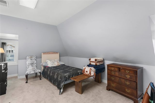 703 Saint James St, Shadyside, PA 15232