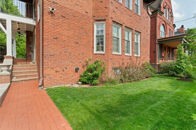 703 Saint James St, Shadyside, PA 15232