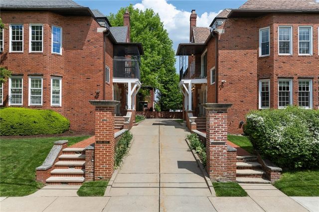 703 Saint James St, Shadyside, PA 15232