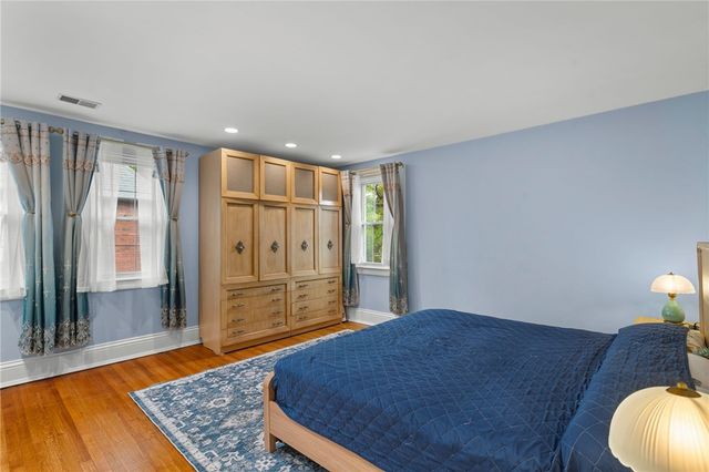 703 Saint James St, Shadyside, PA 15232