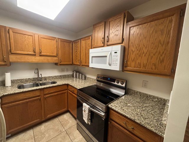 5001 Little River Rd Apt W109, Myrtle Beach, SC 29577