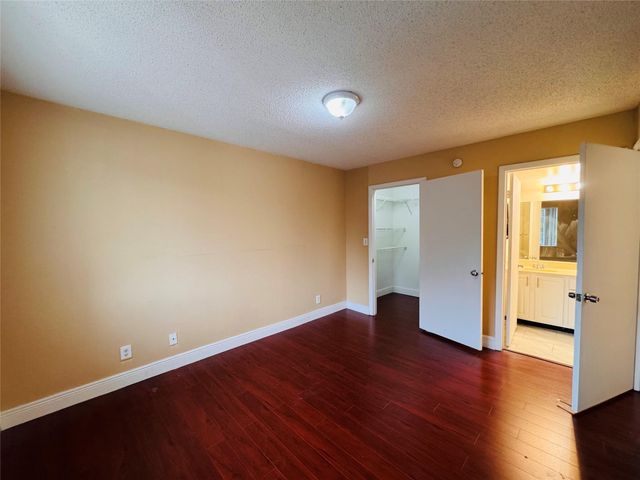 5780 Rock Island Road 377, Tamarac, FL 33319