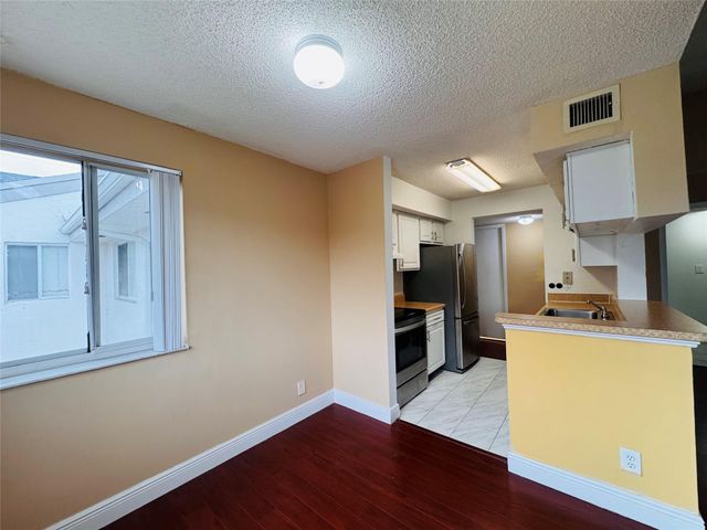 5780 Rock Island Road 377, Tamarac, FL 33319