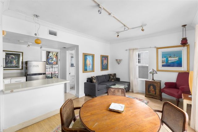 750 Pennsylvania Ave 3, Miami Beach, FL 33139