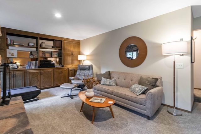 10191 Perkins Avenue N, Stillwater, MN 55082