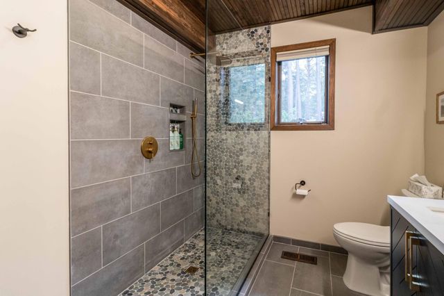 10191 Perkins Avenue N, Stillwater, MN 55082