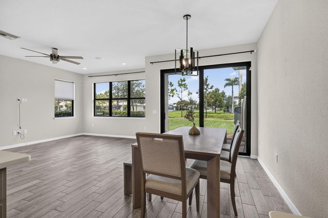8245 CADRE NOIR Road, Lake Worth, FL 33467