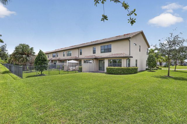 8245 CADRE NOIR Road, Lake Worth, FL 33467