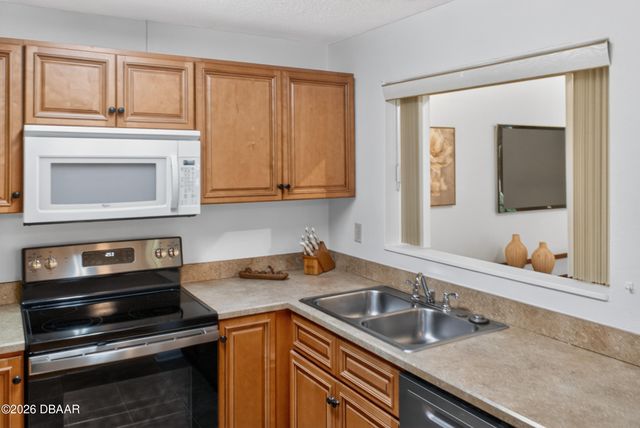61 Cypress Pond Road, Port Orange, FL 32128