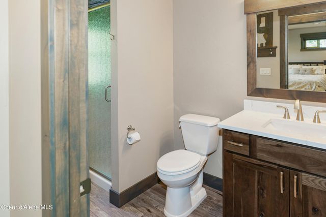 88 Palouse DR (B5), Nordman, ID 83848