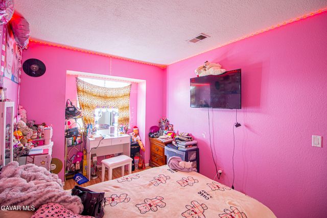 39341 Thames Ct, Palmdale, CA 93551