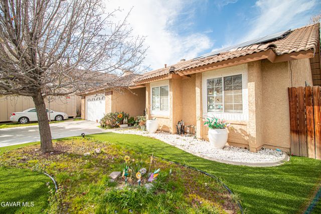 39341 Thames Ct, Palmdale, CA 93551