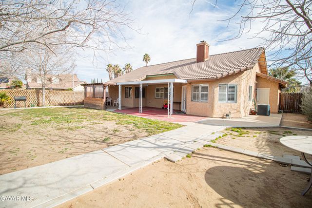 39341 Thames Ct, Palmdale, CA 93551