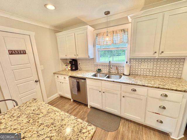 118 Kay Nursery Road, Royston, GA 30662