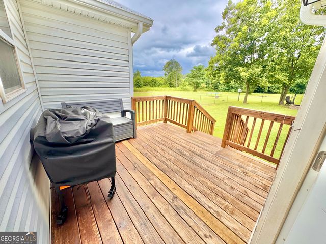 118 Kay Nursery Road, Royston, GA 30662