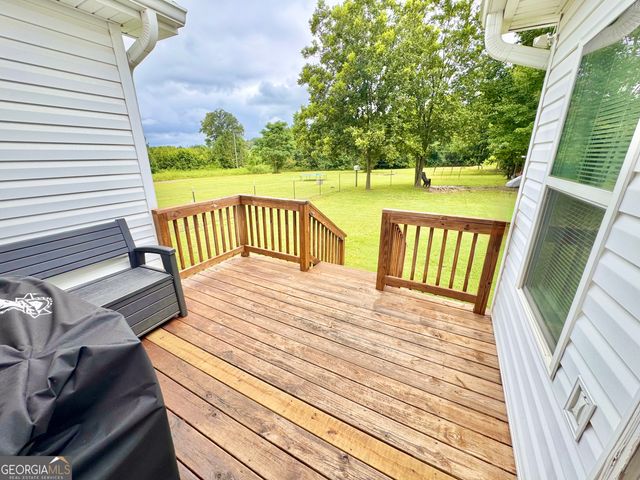 118 Kay Nursery Road, Royston, GA 30662