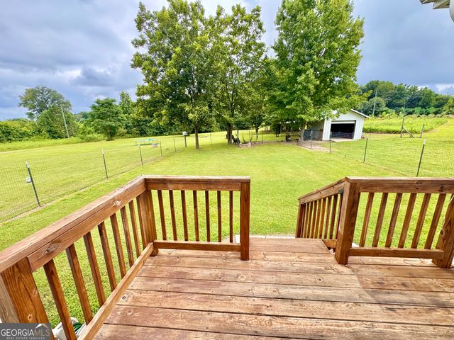 118 Kay Nursery Road, Royston, GA 30662