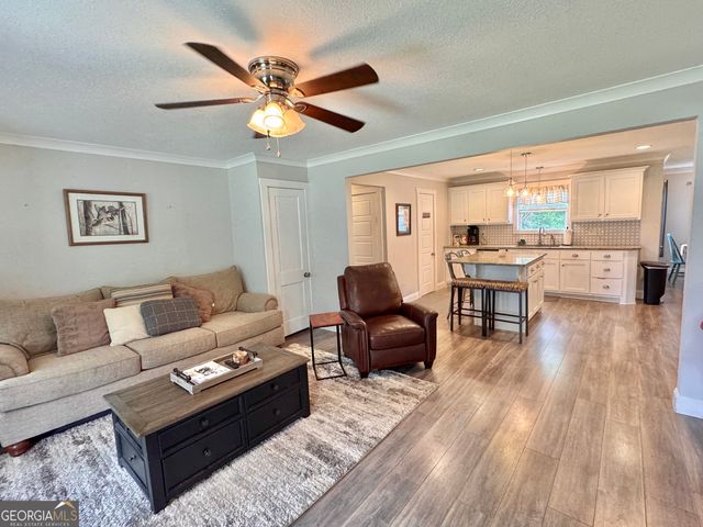 118 Kay Nursery Road, Royston, GA 30662