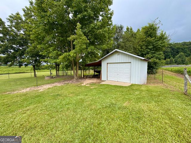 118 Kay Nursery Road, Royston, GA 30662