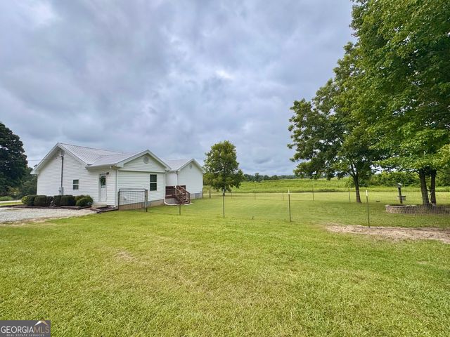 118 Kay Nursery Road, Royston, GA 30662